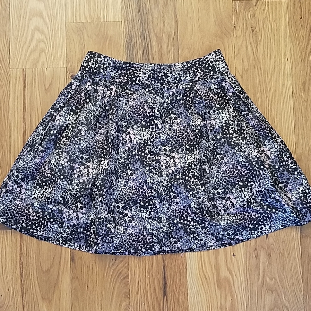Hinge flare skirt
